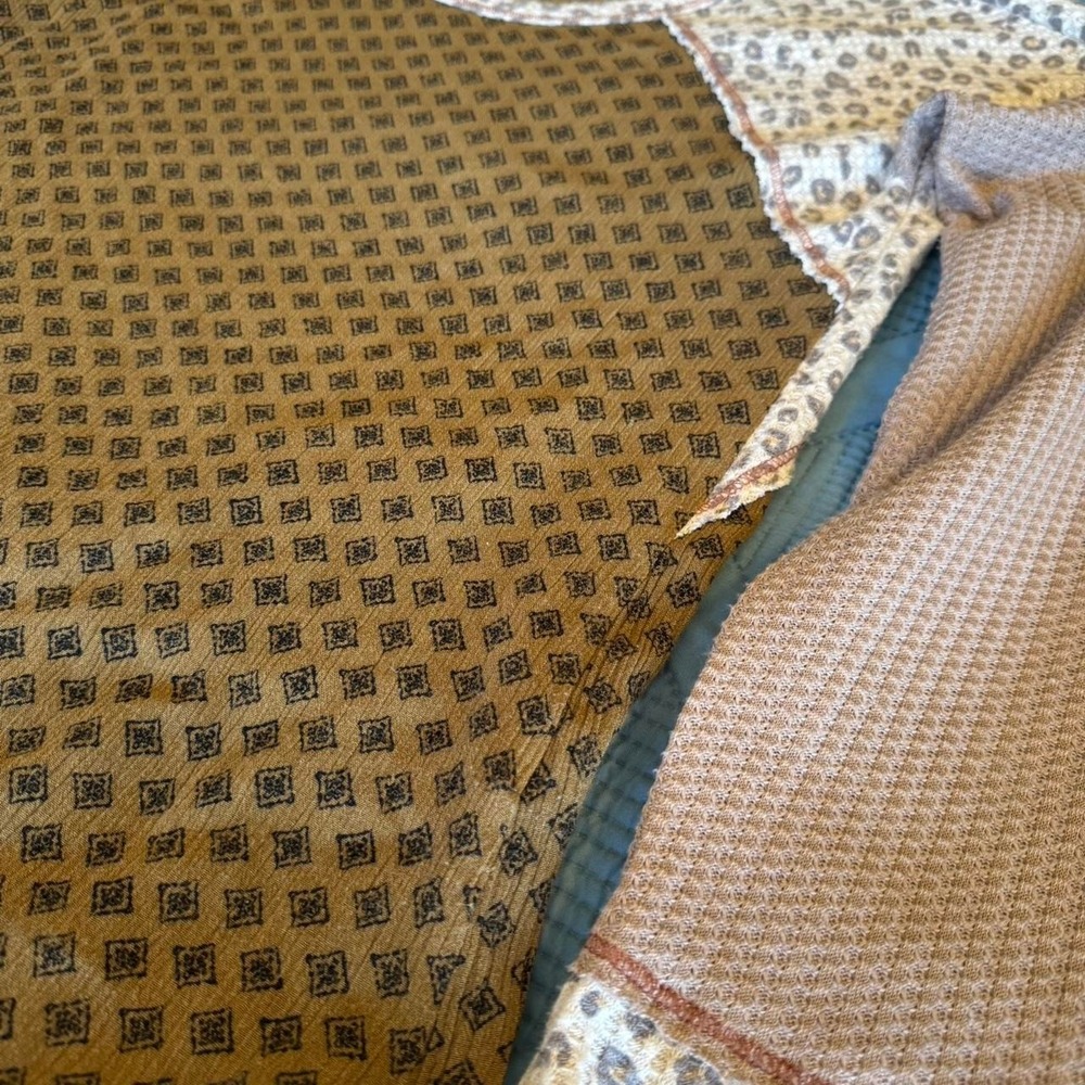 Mystree brown and beige leopard print long sleeve Size M - Picture 3 of 5